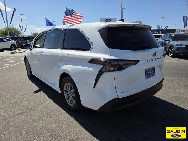 2025 Toyota Sienna - $41,777