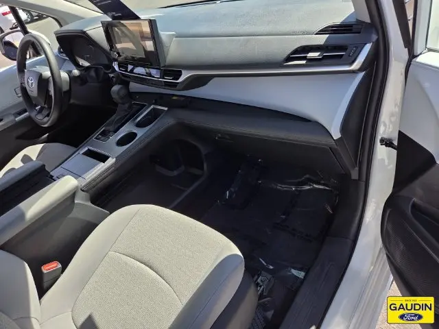 2025 Toyota Sienna - $41,777