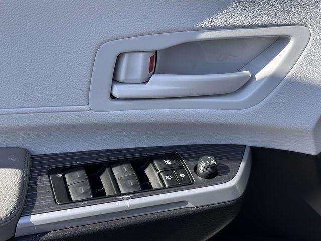 2026 Toyota Sienna - $75,163