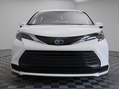 Photo of a 2024 Toyota Sienna LE 8-Passenger 4DR Mini-Van for sale