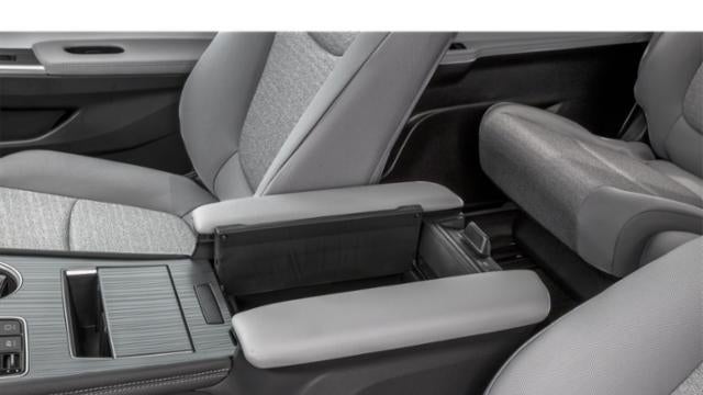 2025 Toyota Sienna LE 8-Passenger