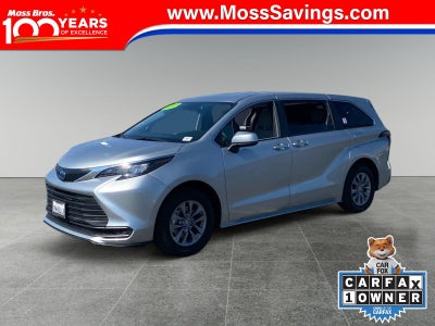 Photo of a 2025 Toyota Sienna LE 8-Passenger 4DR Mini-Van for sale