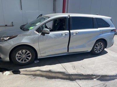 2021 Toyota Sienna AWD LE 8-Passenger 4DR Mini-Van