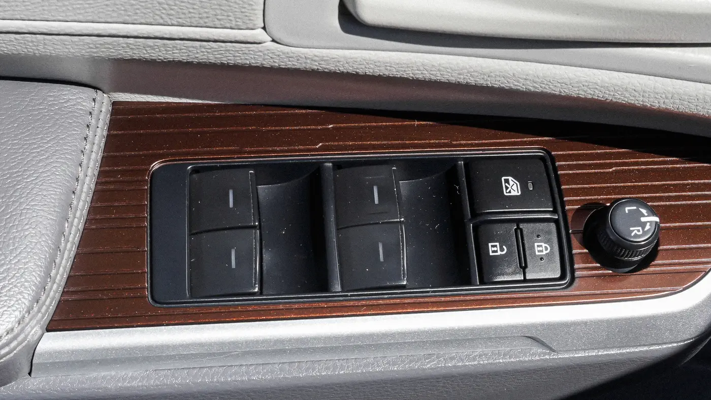 2023 Toyota Sienna LE 8-Passenger