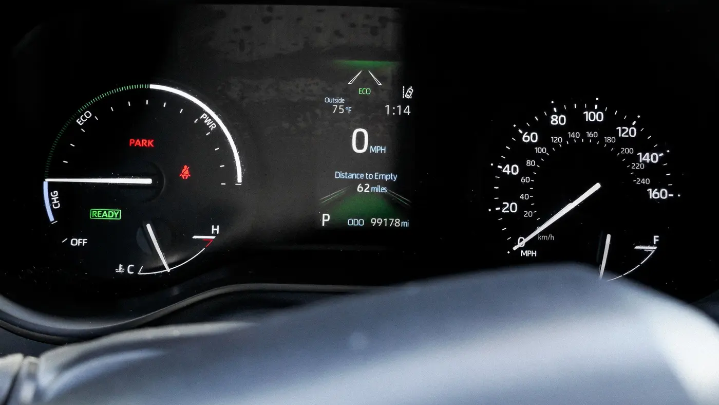 2023 Toyota Sienna LE 8-Passenger