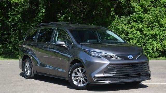 Preowned 2024 Toyota Sienna LE 8-Passenger for Sale