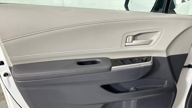 2023 Toyota Sienna LE 8-Passenger