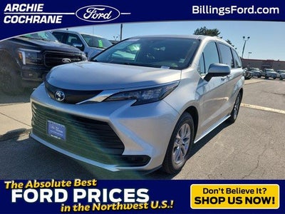 Photo of a 2025 Toyota Sienna AWD LE 8-Passenger 4DR Mini-Van for sale