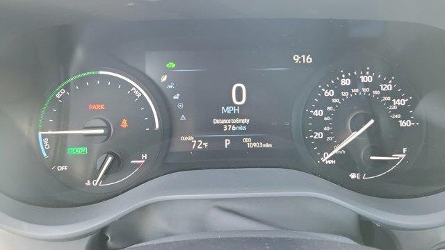 2025 Toyota Sienna LE 8-Passenger