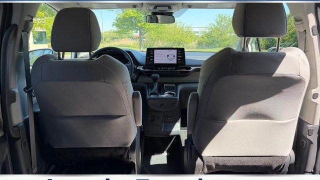 2023 Toyota Sienna LE 8-Passenger