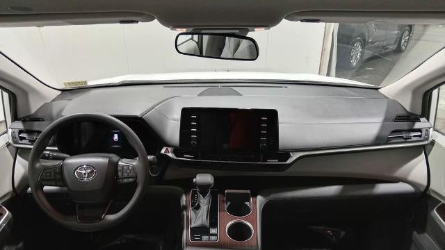2023 Toyota Sienna LE 8-Passenger