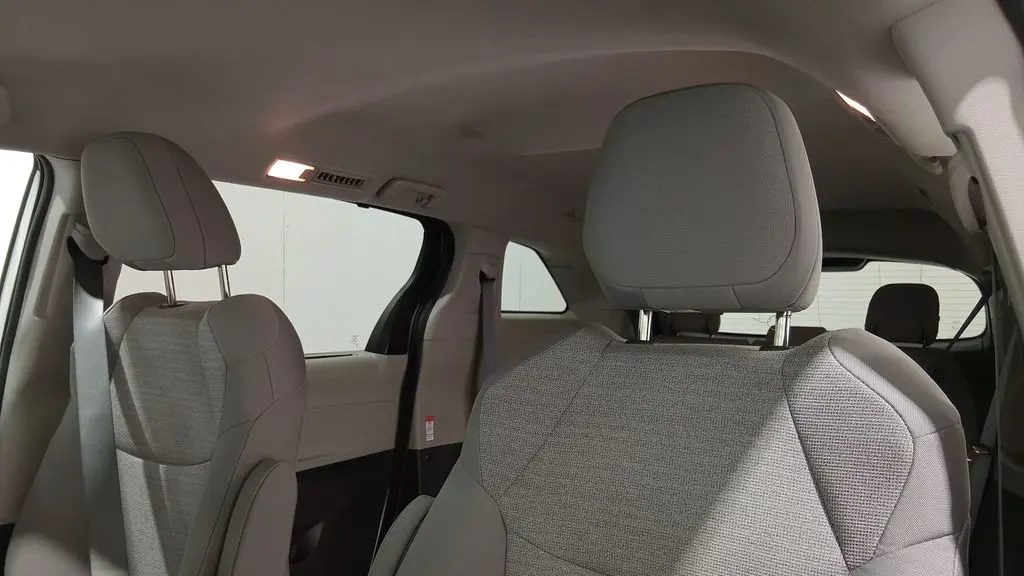 2023 Toyota Sienna LE 8-Passenger