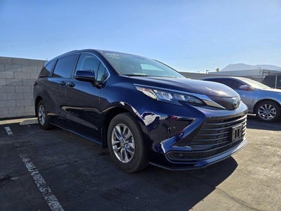 2024 Toyota Sienna AWD LE 8-Passenger 4DR Mini-Van