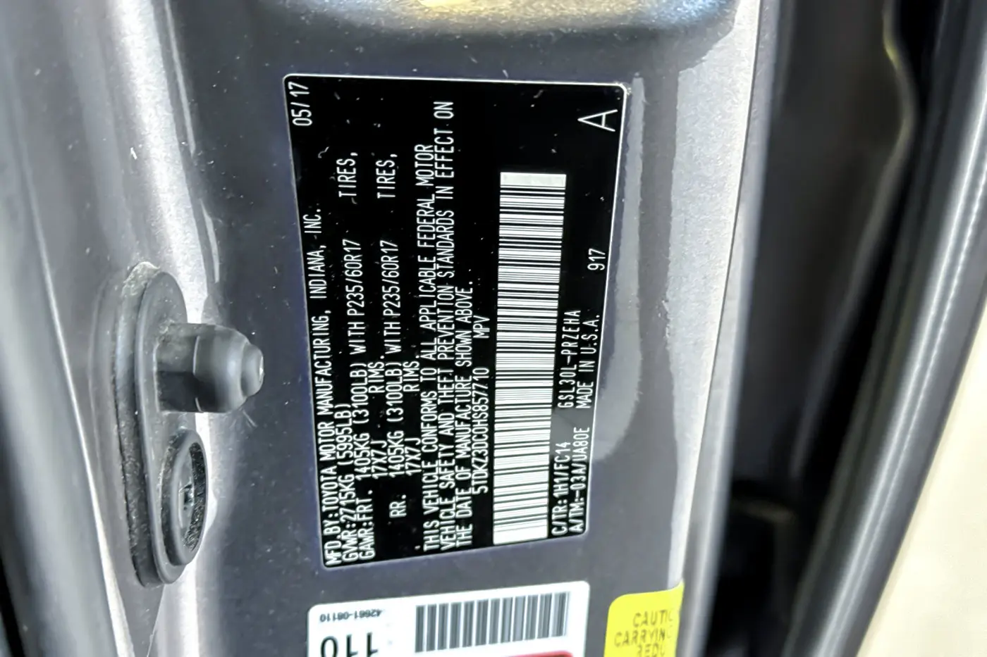 2017 Toyota Sienna - $15,997