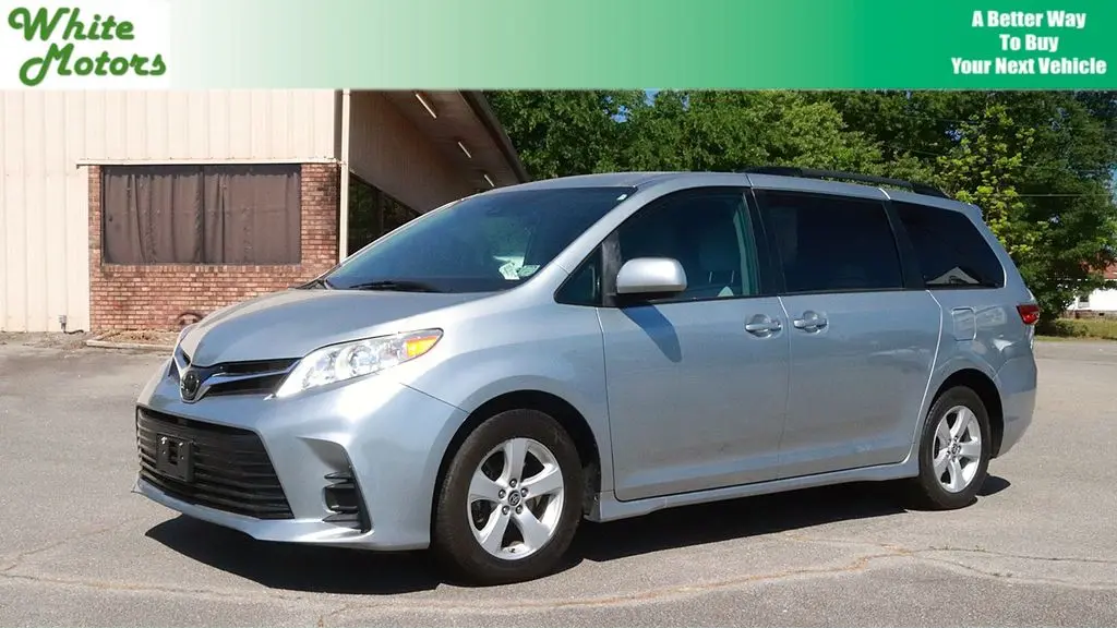 Preowned 2020 Toyota Sienna LE 7-Passenger Auto Access Seat for Sale