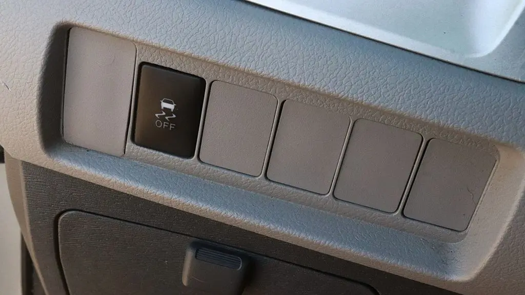 2020 Toyota Sienna LE 7-Passenger Auto Access Seat