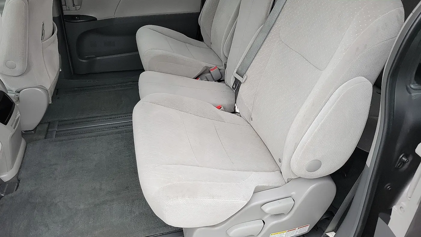2017 Toyota Sienna LE 8-Passenger