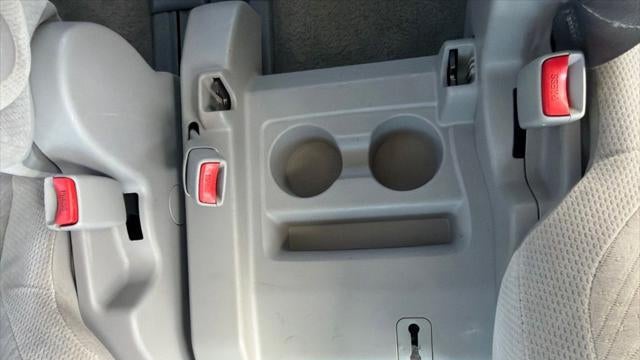 2017 Toyota Sienna LE 7-Passenger Auto Access Seat