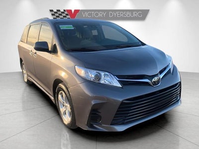 2020 Toyota Sienna LE 7-Passenger Auto Access Seat 4DR Mini-Van