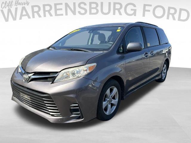 2019 Toyota Sienna - $22,398