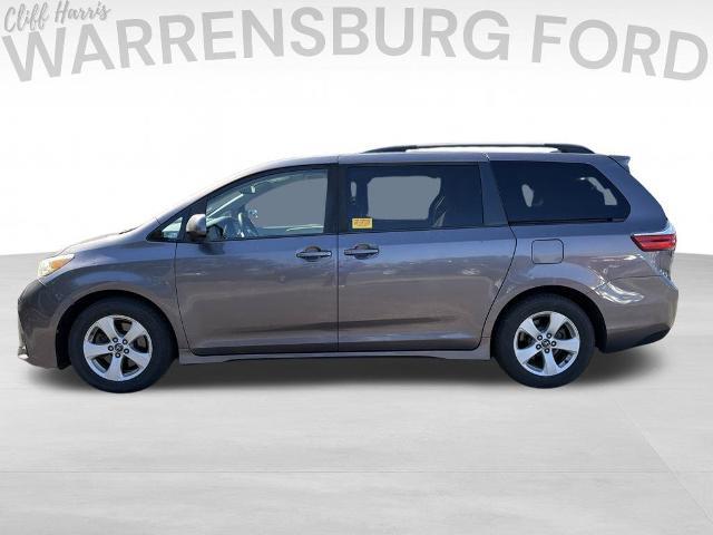 2019 Toyota Sienna - $22,398
