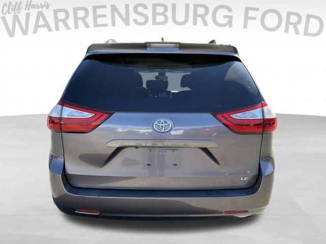 2019 Toyota Sienna - $22,398