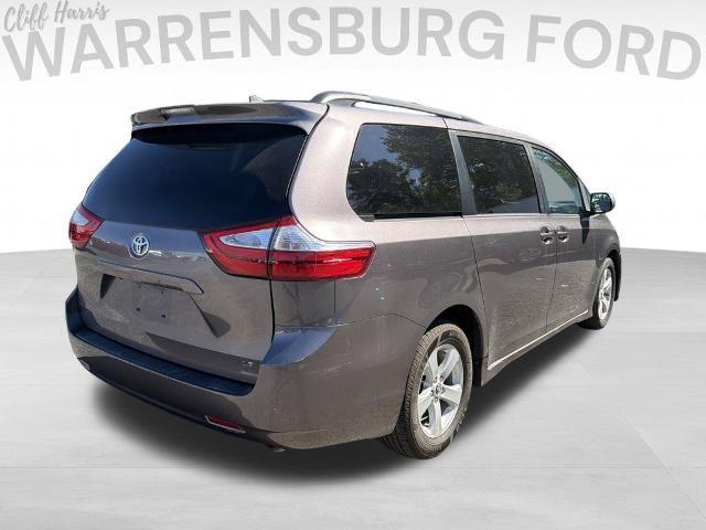 2019 Toyota Sienna - $22,398
