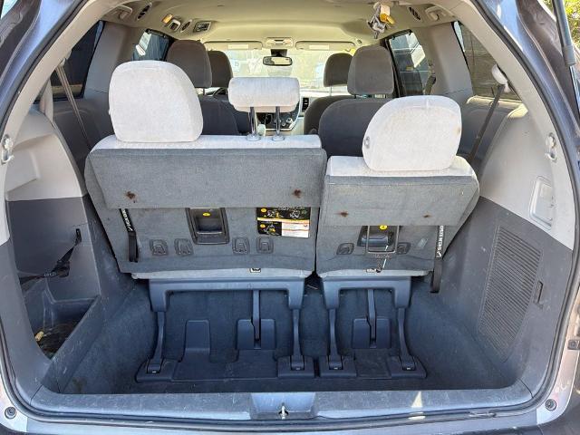 2019 Toyota Sienna - $22,398