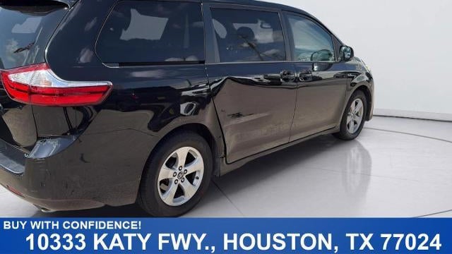 Preowned 2018 Toyota Sienna LE 7-Passenger Auto Access Seat for Sale