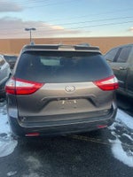 2018 Sienna Thumbnail 4