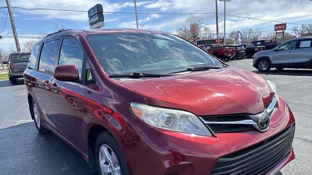 Preowned 2019 Toyota Sienna LE 7-Passenger Auto Access Seat for Sale