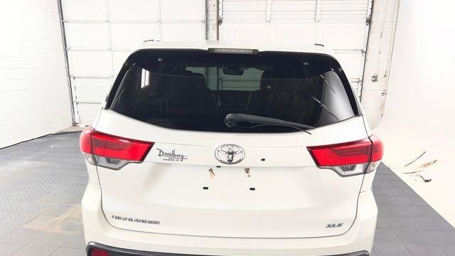 2018 Toyota Highlander SE