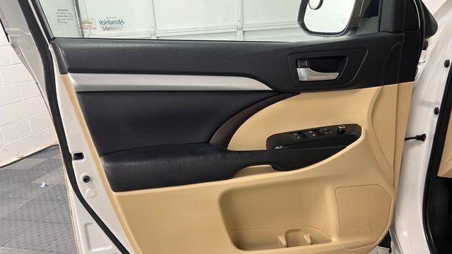 2018 Toyota Highlander SE