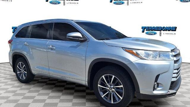 2018 Toyota Highlander SE