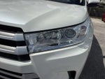 2017 Highlander Thumbnail 9