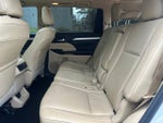 2017 Highlander Thumbnail 34