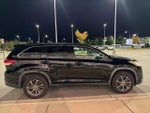 2019 Highlander Thumbnail 6