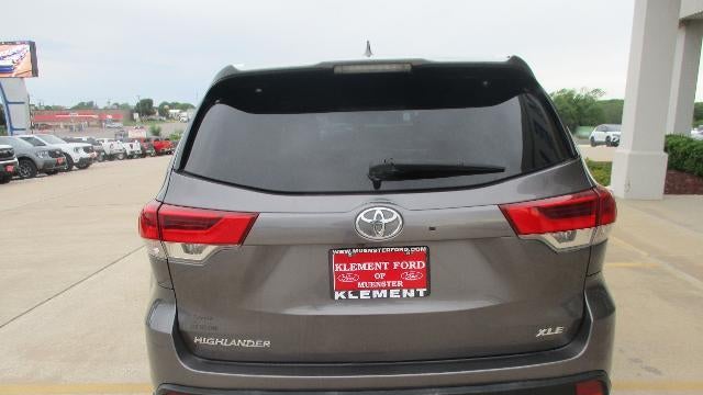 2019 Toyota Highlander SE