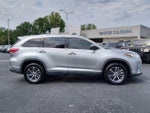 2019 Highlander Thumbnail 3