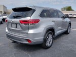 2019 Highlander Thumbnail 4