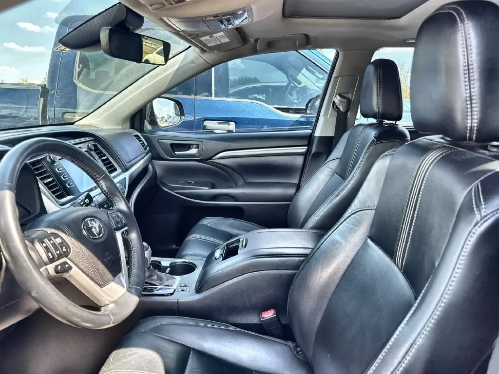 2017 Toyota Highlander - $18,282