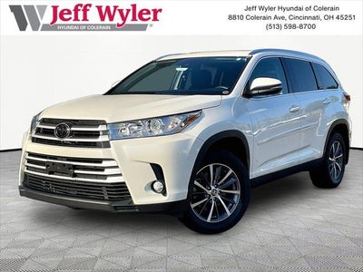 2019 Toyota Highlander SE 4DR SUV