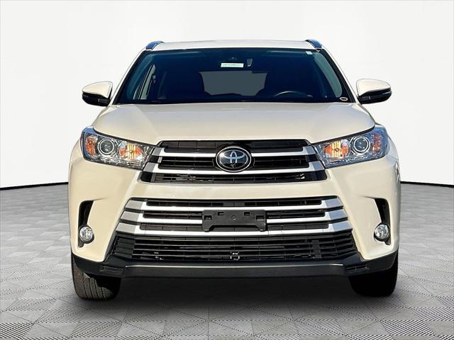2019 Toyota Highlander - $29,822