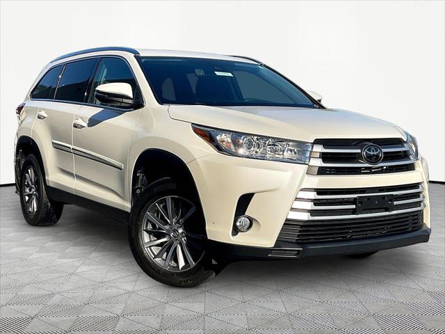 2019 Toyota Highlander - $29,822
