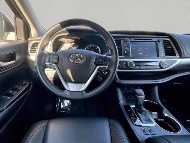 2019 Toyota Highlander - $29,822