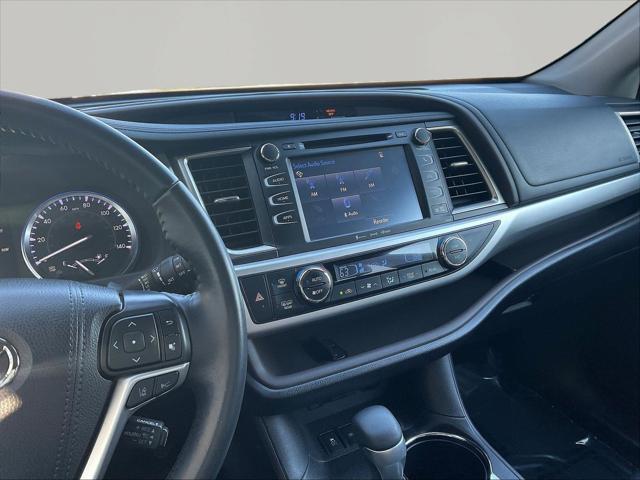 2019 Toyota Highlander - $29,822