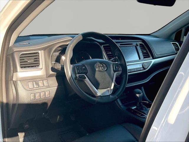 2019 Toyota Highlander - $29,822