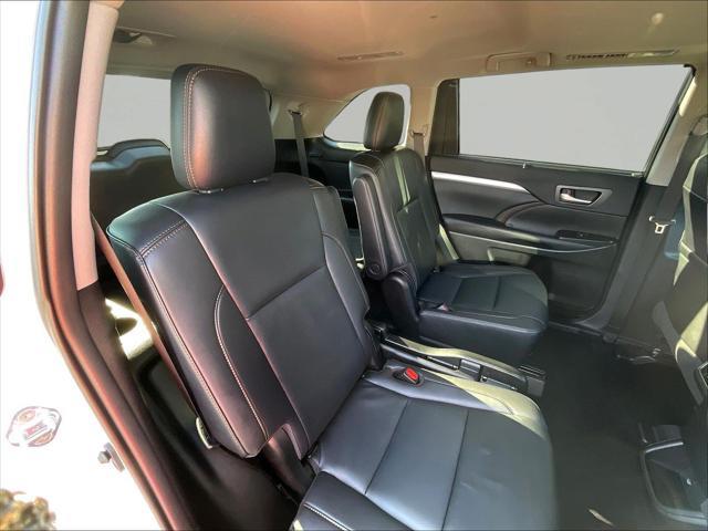 2019 Toyota Highlander - $29,822