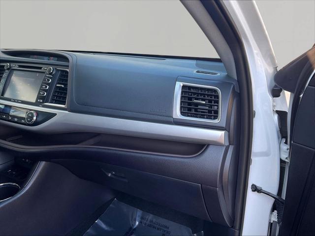 2019 Toyota Highlander - $29,822