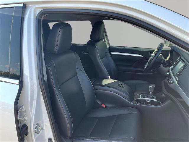 2019 Toyota Highlander - $29,822